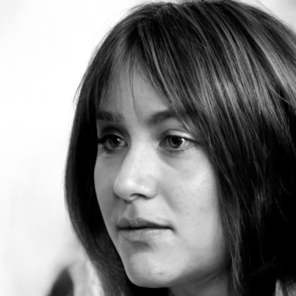 Retrato profesional de Esperanza Montoya